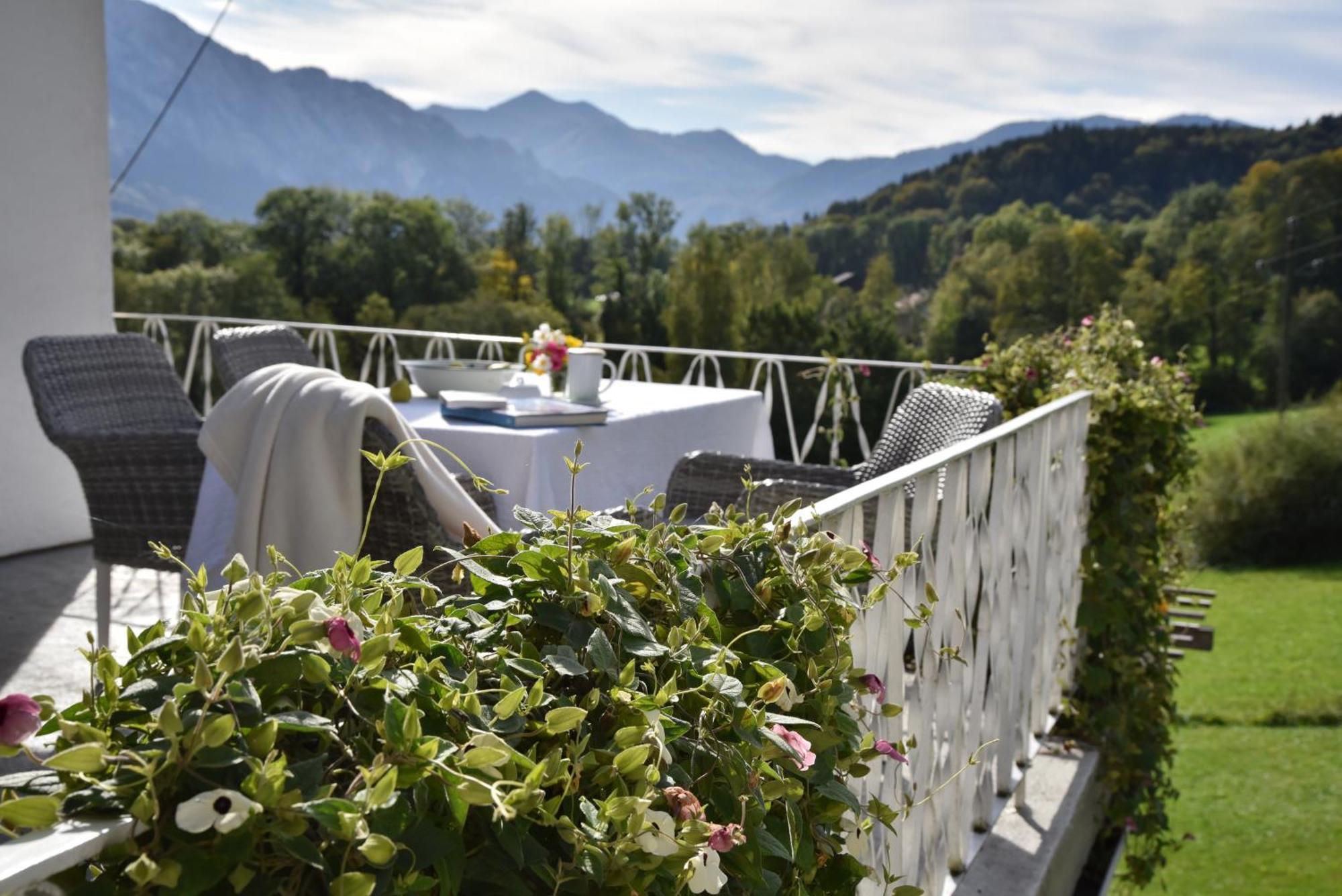 Familie Falkensteiner - Eine Friedvolle Oase Apartment Nussdorf am Attersee Exterior photo